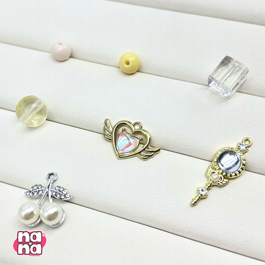 【Y1049】日差しが瞳に落ちる 高品質ガラス(10*10)