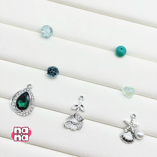 【Y1158】みなもに落ちる 高品質ガラス(10*10)