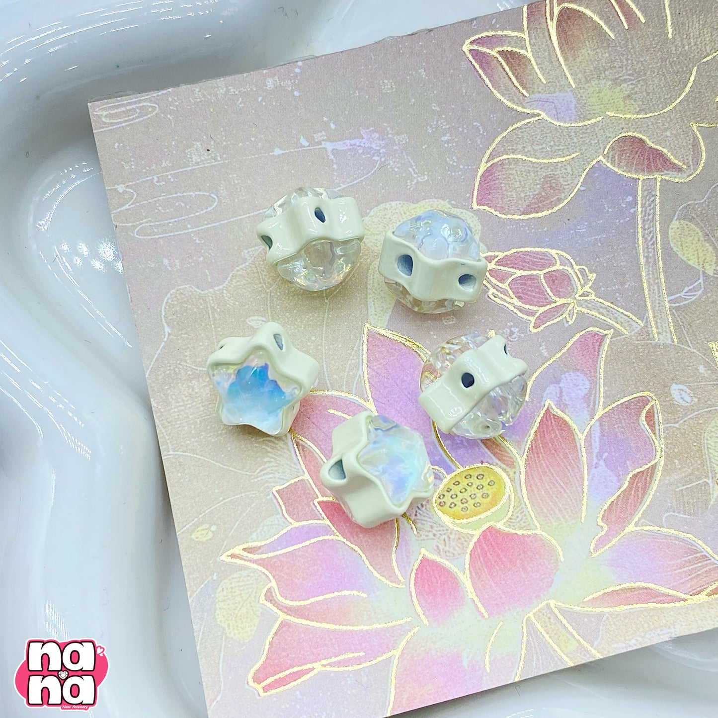 四つ穴・ビーズ