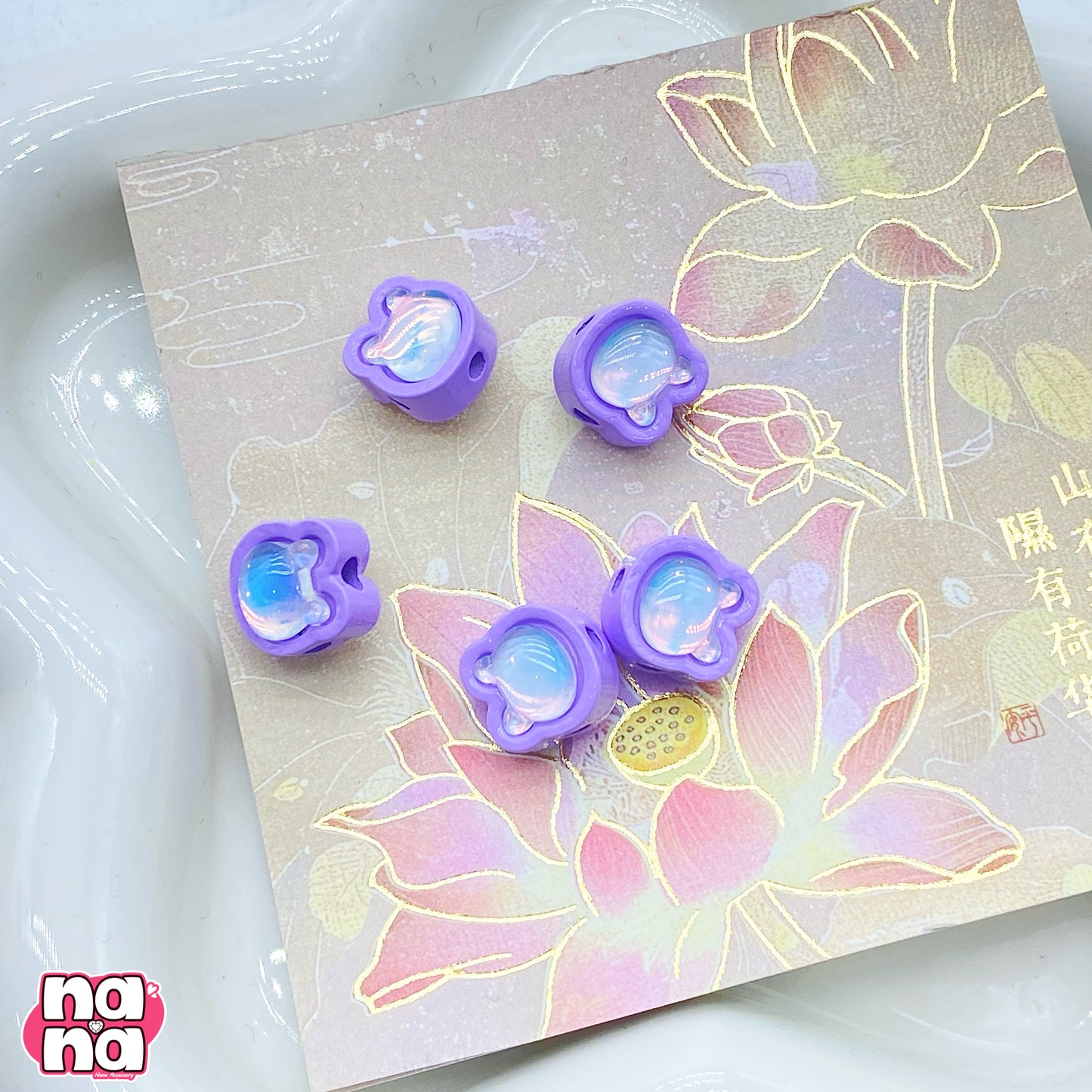 四つ穴・ビーズ