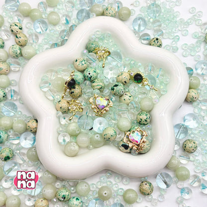 【Y1050】はるのあめ  高品質クォーツ&ガラス（10*10）