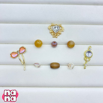 【A1190】天使の笑顔    高品質天然石X木のビーズXガラス（8+10）