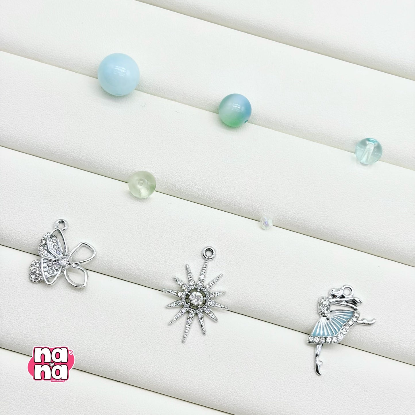 【Y1136】風の祈り  高品質キャッツアイ&ガラス（10*10）