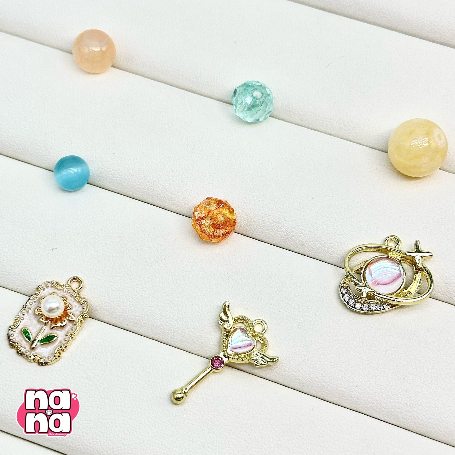 【Y1150】人生リズム  高品質キャッツアイ&ガラス（10*10）