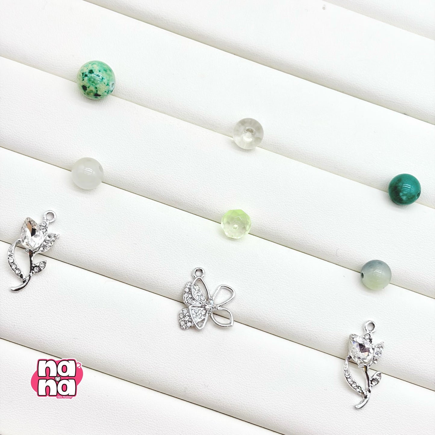 【A1300】プレゼント  高品質天然石XキャッツアイXガラス（10+12）