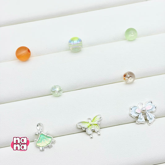 【A1483】君の笑顔を見つめていたい    高品質ガラス（8+10）